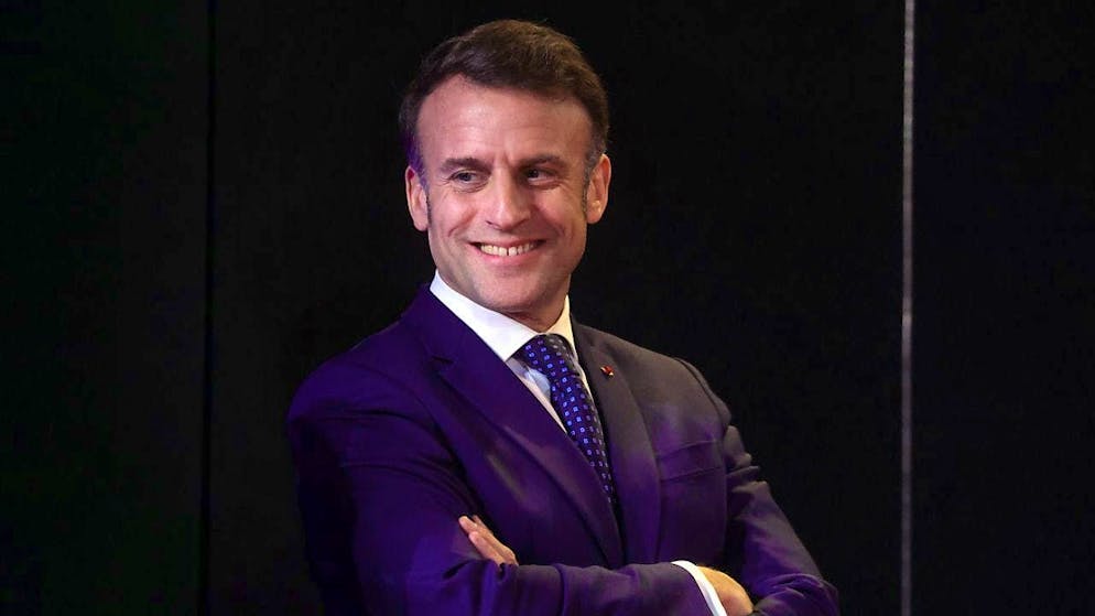 French President Emmanuel Macron and Brookfield CEO Bruce Flatt are said to have reached the agreement on the large-scale AI project on January 31. (archive image)