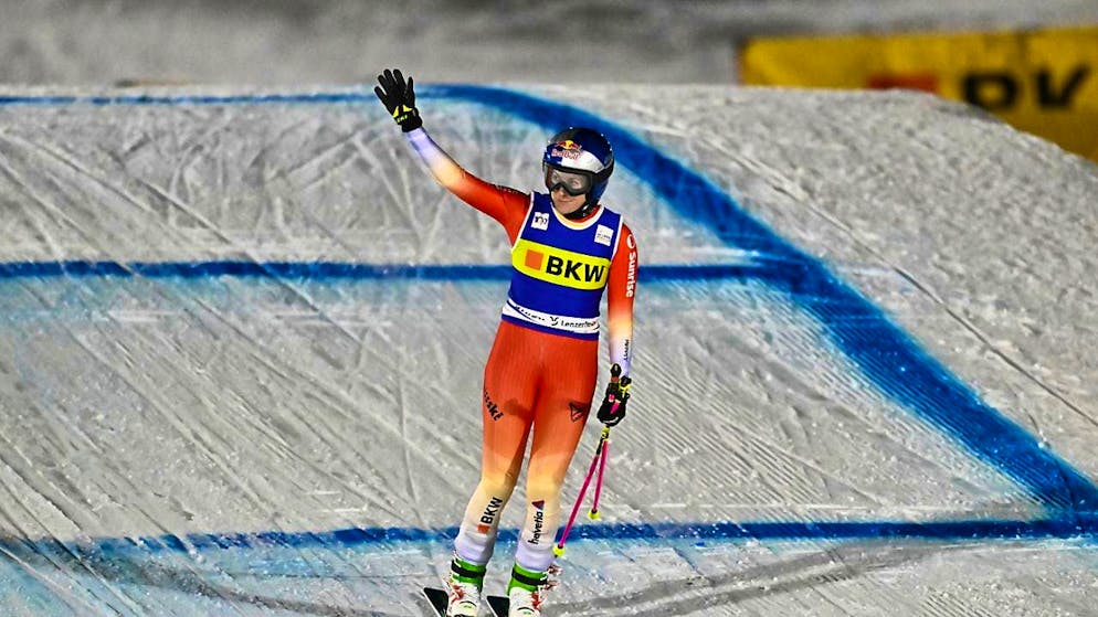 Podium places for Regez and Smith - Gallery. Fanny Smith finishes third in the second race in Val di Fassa