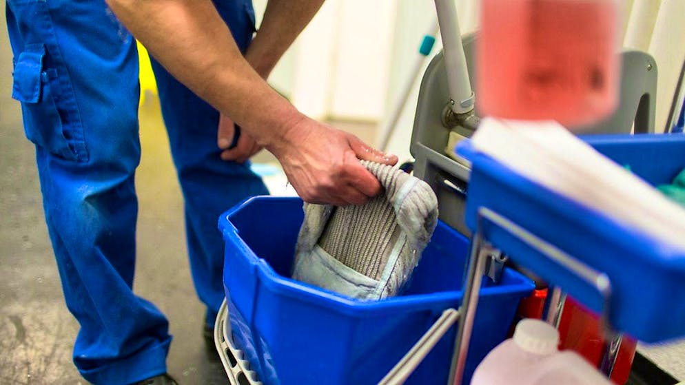 The Unia trade union initiative calls for a minimum wage of 22 francs for all employees working in the canton of Baselland. (archive picture)