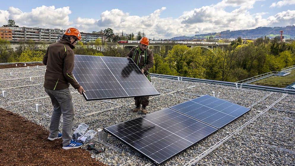 Nel canton Berna l'obbligo di installare pannelli solari riguarderà soltanto i tetti dei nuovi edifici e dei parcheggi pubblici più grandi.