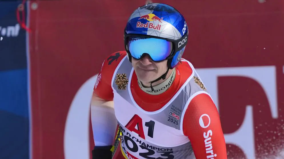 Marco Odermatt fährt bei der WM-Abfahrt in Saalbach auf den 5. Rang.