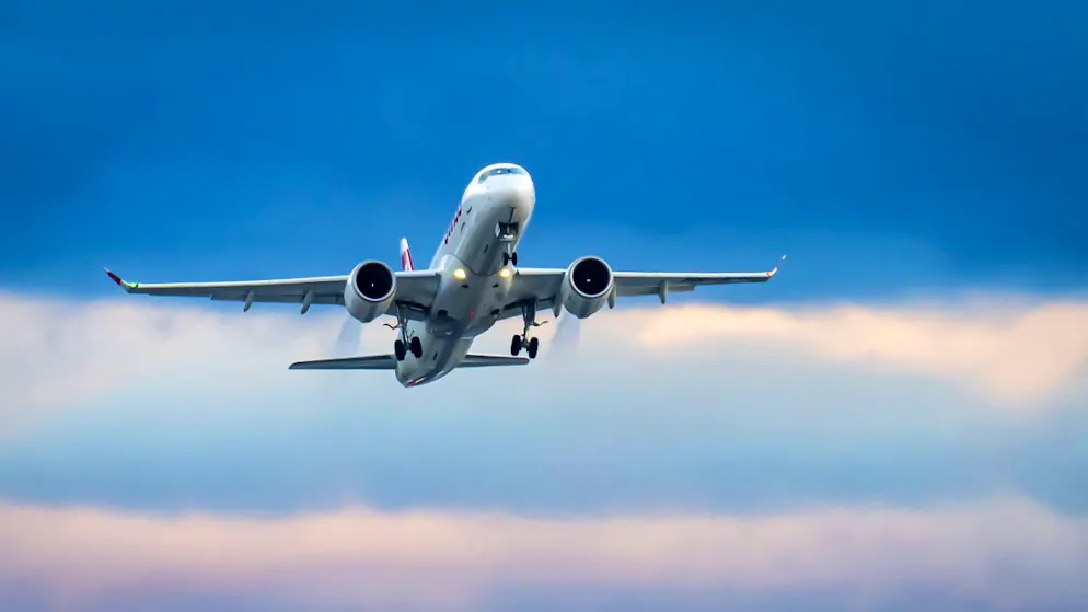 Cyber Defence-Spezialisten haben im Flugzeug-Kollisionswarnsystem zwei Schwachstellen gefunden, die von Spezialisten in den USA als mittelschwer und schwer eingestuft werden. (Themenbild)