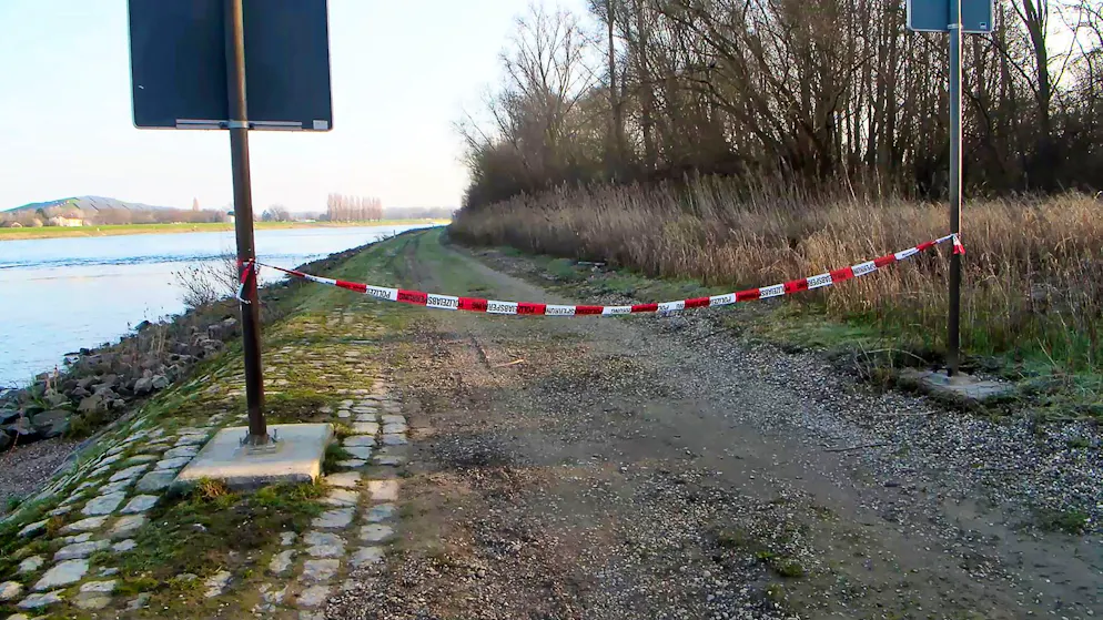 «Dann erledigen und anzünden» – lebenslange Haft für Ehepaar - Gallery. Im März 2024 wurde die Leiche der Mutter des damals fünf Wochen alten Babys bei Hockenheim am Rhein gefunden. (Archivbild)