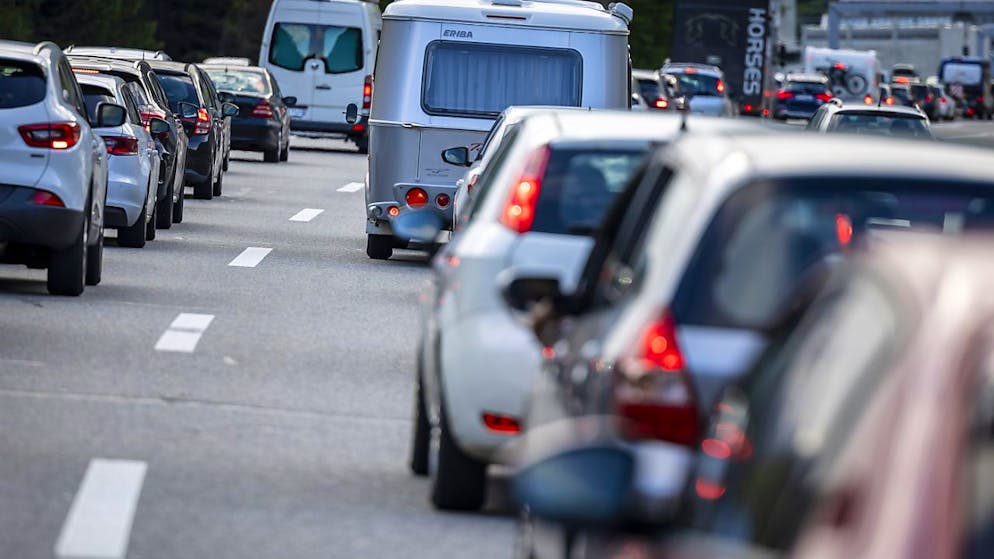 GR: un nuovo semaforo per evitare ingorghi a Zizers - Gallery. Un nuovo impianto con un pannello LED mira a ottimizzare il flusso del traffico a Zizers. (immagine simbolica)