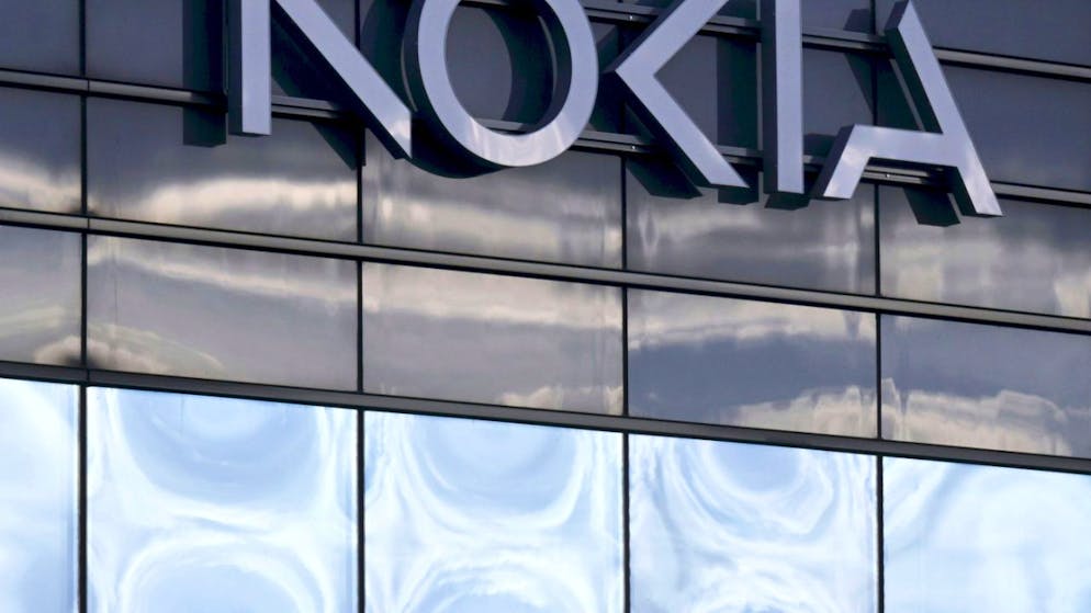 L'équipementier a enregistré une hausse de 89% de son bénéfice net en 2024 à 1,28 milliards d'euros et fait état d'un net redressement de ses ventes de 10% au quatrième trimestre.