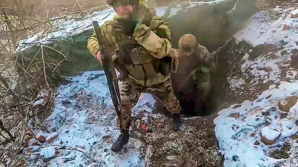 «Siate brutali, non abbiate pietà». Testimoni oculari raccontano le prigioni di Putin e i metodi di tortura adottati