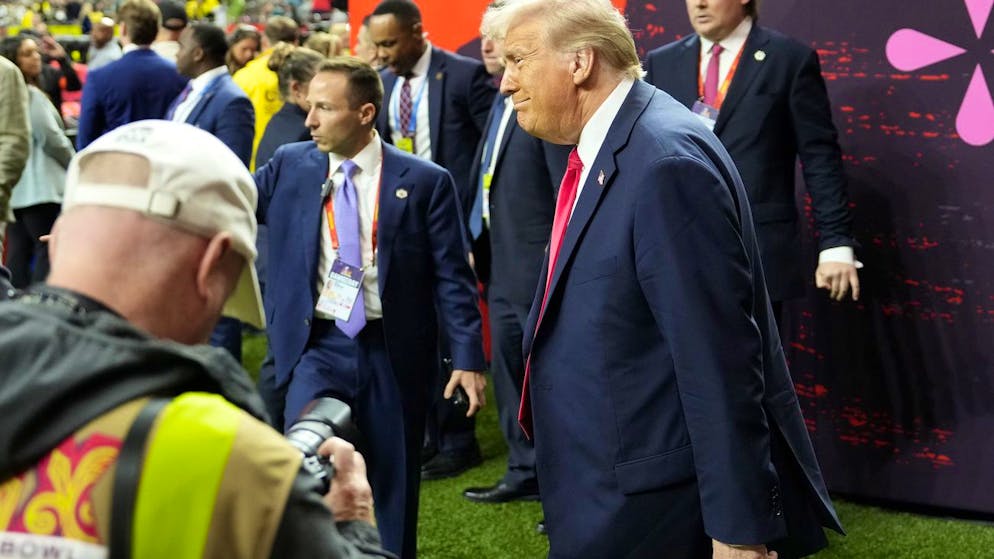 Taylor Swift booed at the Super Bowl. Trump is cheered and celebrated - and then disappears without a trace