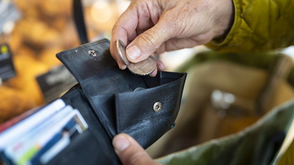 Caught in a pity trap. Spitex housekeeper relieves senior citizens of 360,000 francs