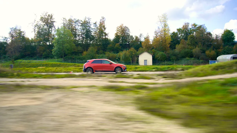 Der Hyundai Ioniq 5 N beschleunigt in 3.5 Sekunden von 0-100 km/h.