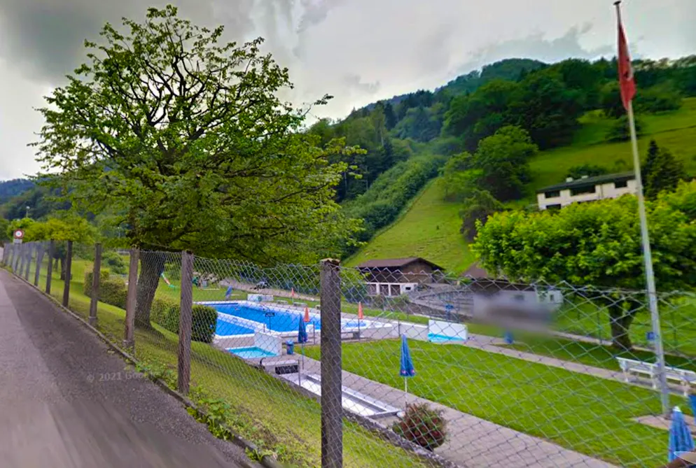 Waldenburg BL can keep its swimming pool thanks to a tax increase.