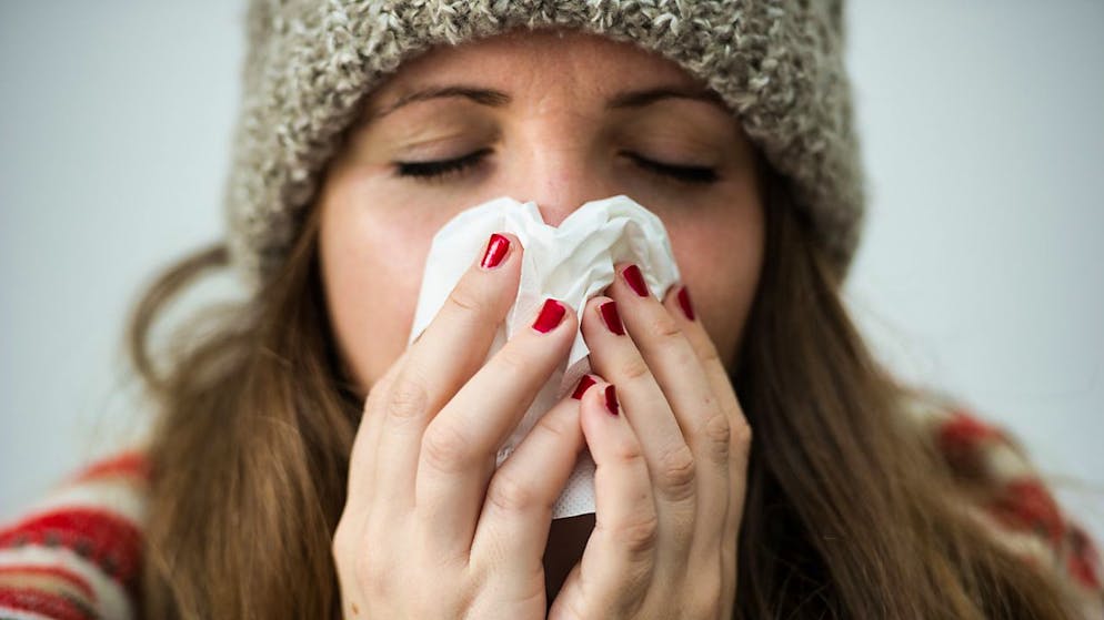 Avec environ 32,4 cas de grippe confirmés pour 100'000 habitants, l'épidémie de cette année a été plus forte que d'habitude.