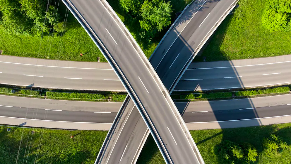 L'autoroute A12 sera recouverte sur un tronçon d'un peu plus d'un kilomètre autour de Fribourg (image symbolique).
