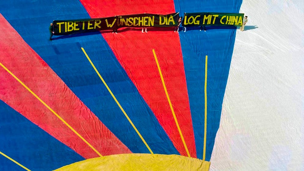 People from Tibet living in Switzerland are allegedly being put under pressure by Chinese actors, according to a report by the Federal Council. (theme picture)