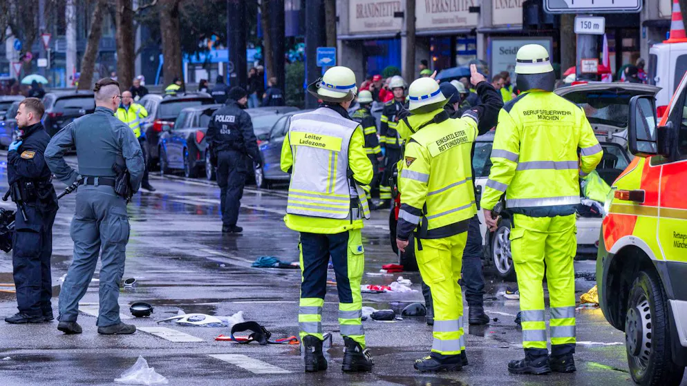 Einsatzkräfte vor Ort.