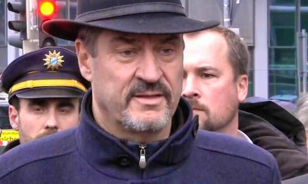 Markus Söder in front of the media on Thursday