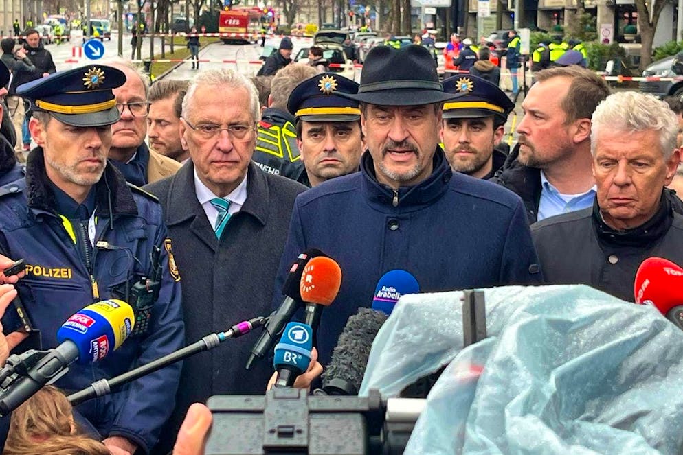 Vehicle driven into group of people in Munich - Gallery. Bavaria's Prime Minister Markus Söder (CSU, center), Interior Minister Joachim Herrmann (CSU, 2nd from left) and Dieter Reiter (SPD, right) give a statement at the scene. A vehicle has driven into a group of people in Munich city center.