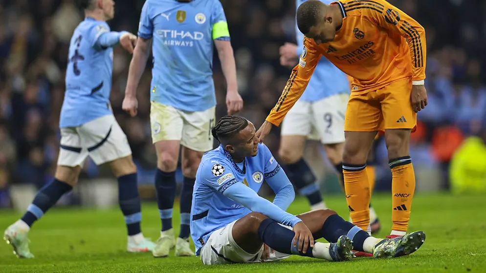 Setback for national team defender. Akanji out until the end of April with adductor injury