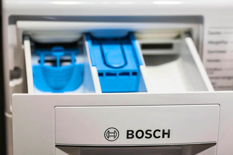 The detergent compartment is divided into three parts, but many people don't know what the right-hand compartment is for.