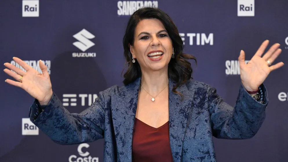 A tutto Festival. L'irriverente ironia di Geppi Cucciari sbarca a Sanremo. Ecco chi è