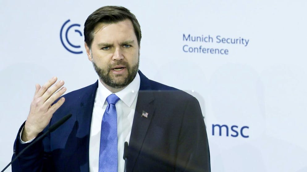 Vertice a Monaco. Pochi applausi e facce attonite, «shock» dei leader UE su Vance