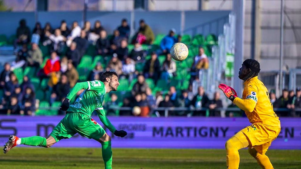 Antonio Marchesano surprised St. Gallen goalkeeper Lawrence Ati Zigi late in the game