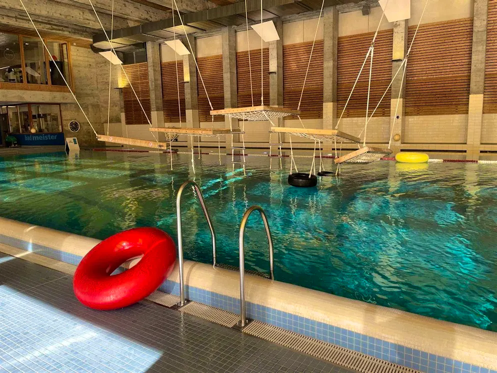 The indoor swimming pool in Davos GR
