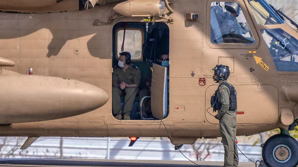 An Israeli military helicopter with the released hostages Sagui Dekel Chen, Iair Horn and Alexander (Sasha) Trufanov on board arrives at Sheba Hospital in Ramat Gan. Photo: Ilia Yefimovich/dpa