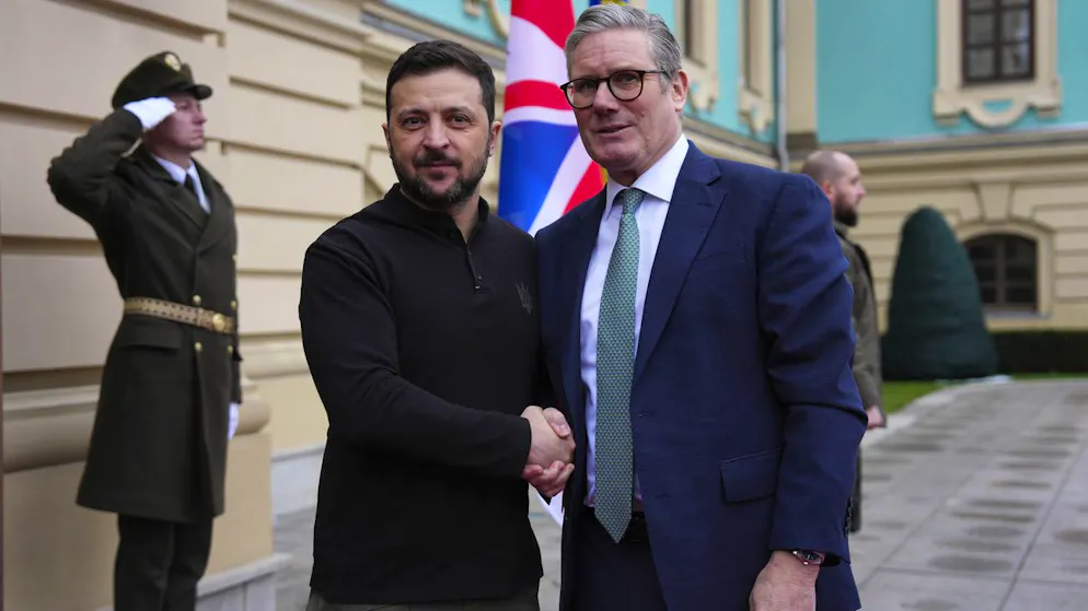 Der britische Premierminister Keir Starmer (r.) und  der ukrainische Präsident Wolodymyr Selenskyj am 16. Januar 2025 in Kiew. 