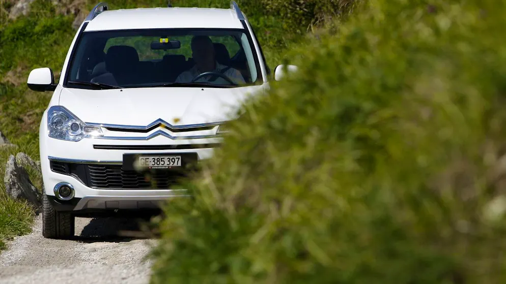 Airbags défectueux. Citroën immobilise 236.000 voitures en France