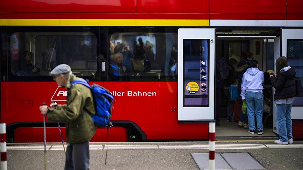A pensioner has been brutally beaten on an Appenzeller Bahnen train.
