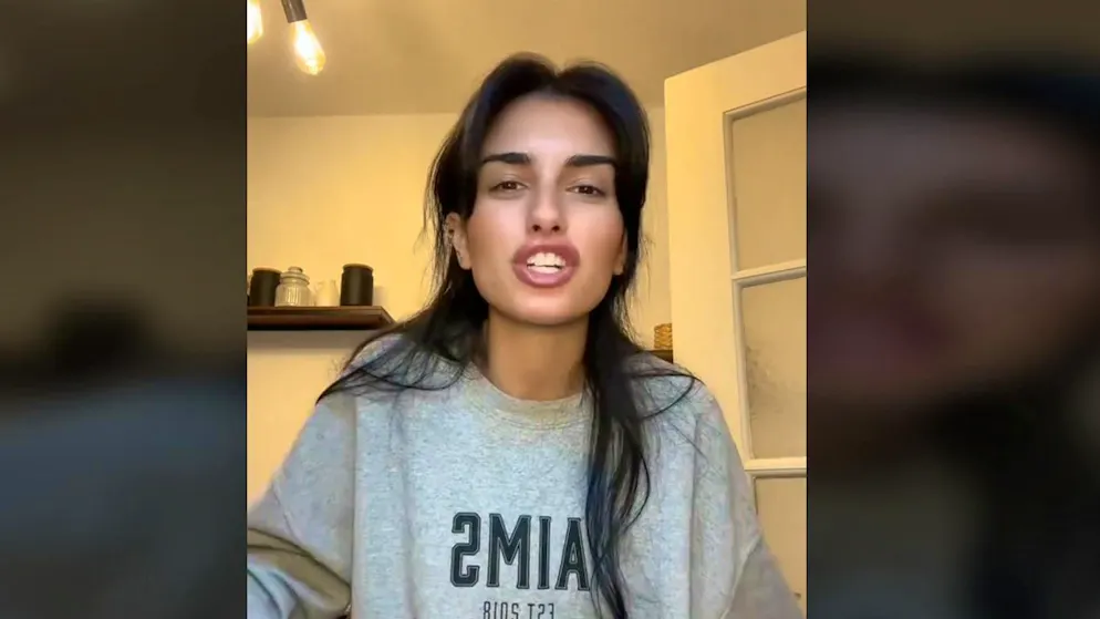 Sa sproloquiare: Nichtsara, influencer di Tiktok.