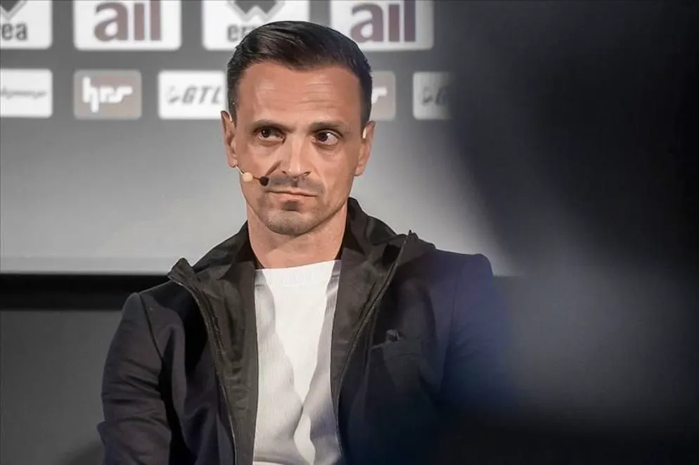 Era in carica dal 2021