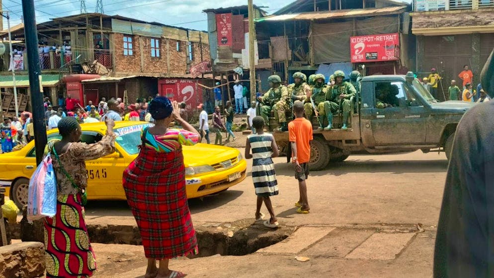 M23 rebels patrol the center of eastern Congo's second largest city. Photo: Janvier Barhahiga/AP/dpa