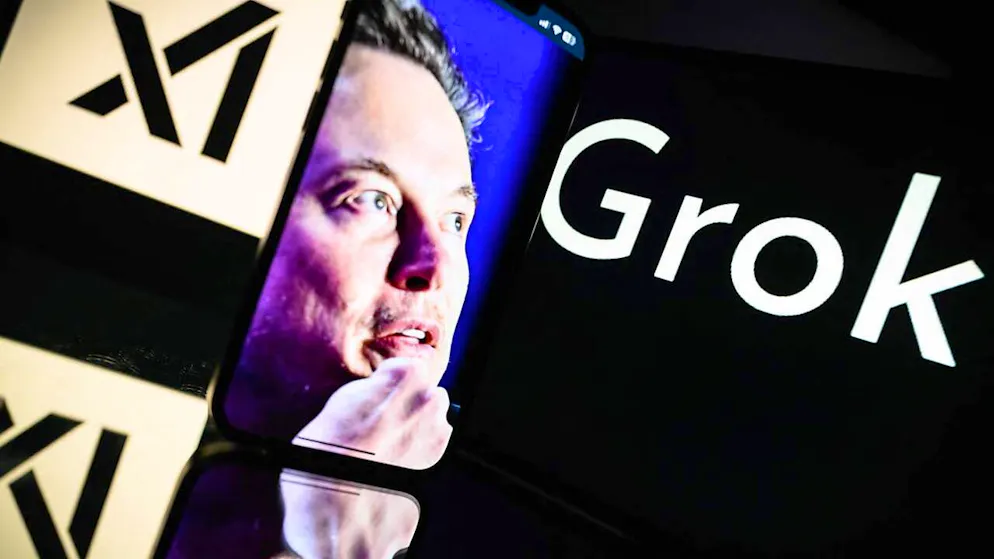 Elon Musk kämpft gegen den ChatGPT-Erfinder OpenAI. Nun kündigt er eine neue Version seines Konkurrenz-Chatbots Grok an. (Archivbild)