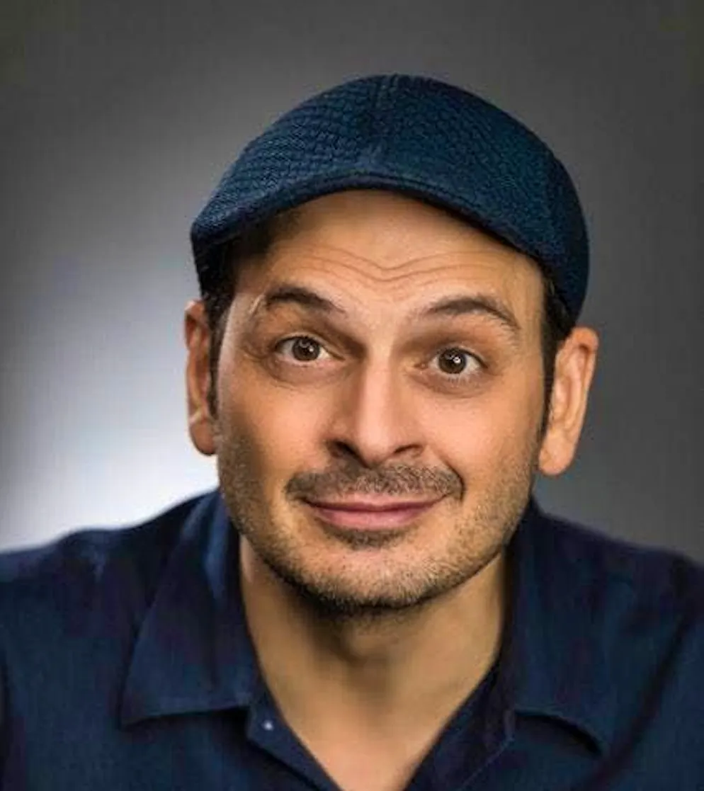 "To be honest, the challenge as a family man grows every day - not least because my wife is currently moving away more and more from being a mother and housewife." Kaya Yanar.