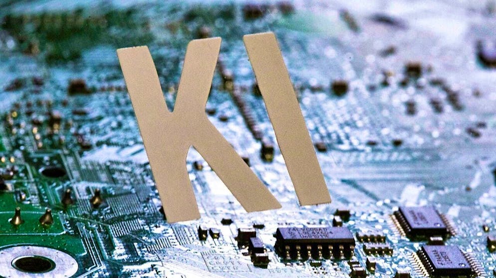 The ambitious attempt by a start-up of two former Apple managers to compete with the smartphone with a small AI device has failed. (archive image)