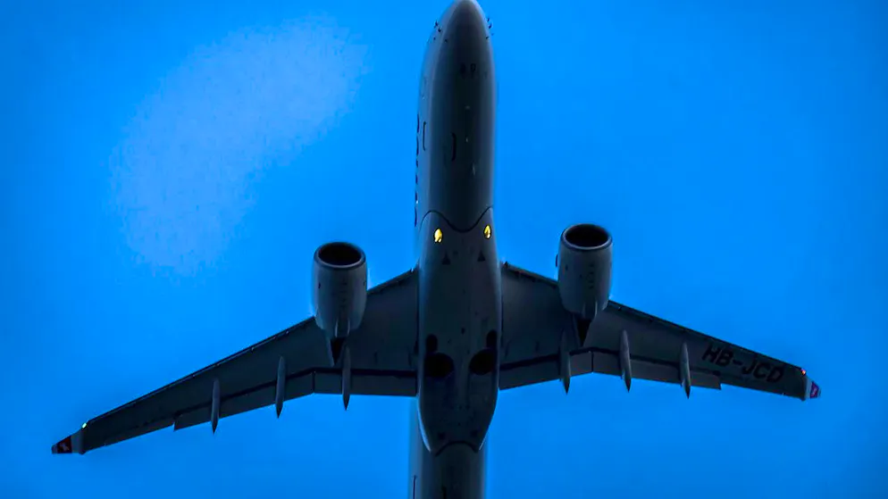 After a bumpy year in 2024, the world's largest aircraft manufacturer Airbus wants to deliver more aircraft this year. Group CEO Guillaume Faury has set himself the target of delivering around 820 passenger jets in 2025. (archive image)