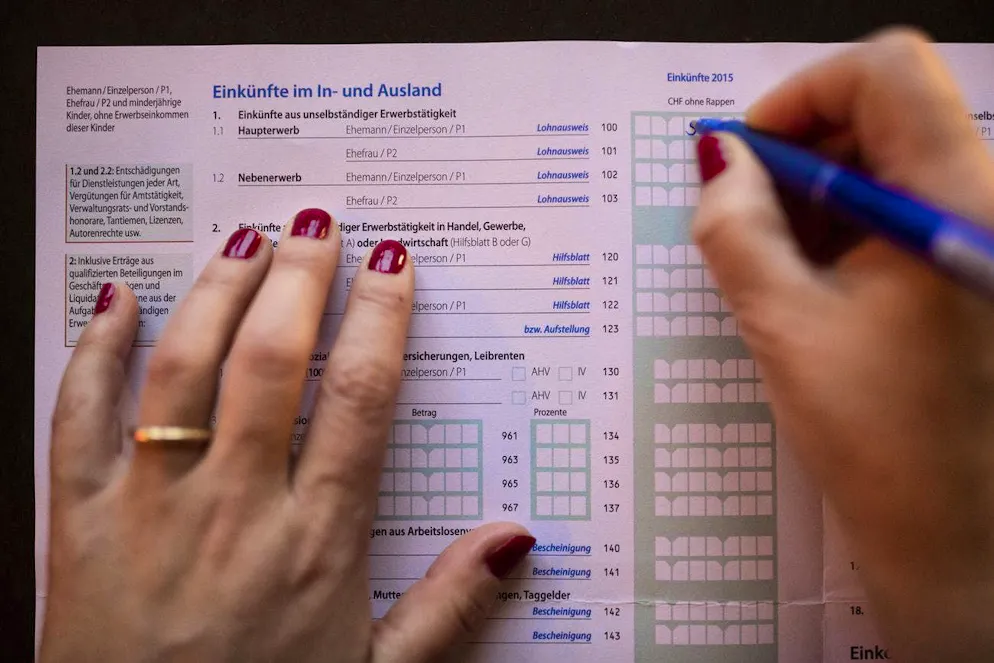 Taxes 2026: Save thousands of francs with these 15 tricks | blue News