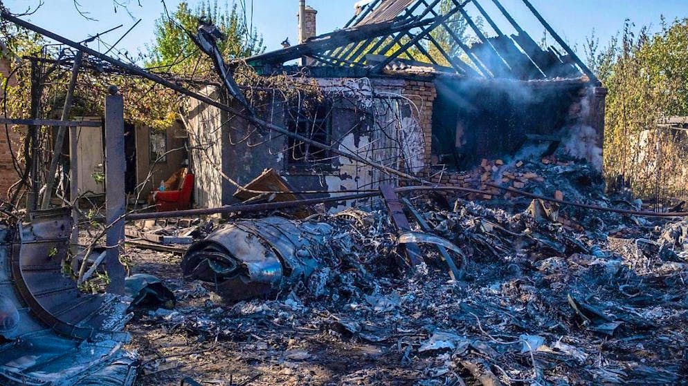 ARCHIVE - A damaged house can be seen on the outskirts of Kostyantynivka (archive photo). Photo: Iryna Rybakova/Iryna Rybakova via AP/dpa