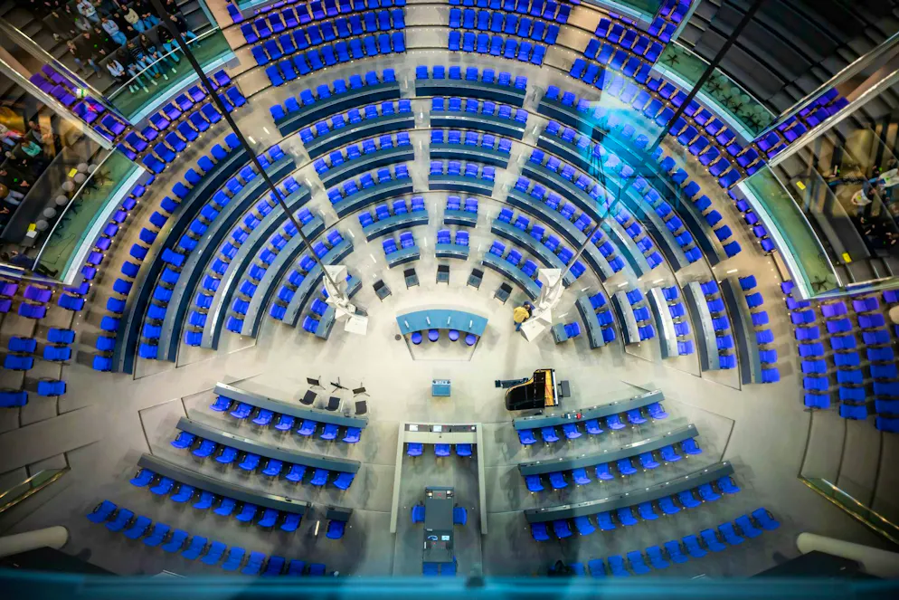 Germany will elect a new Bundestag in February. Significant shifts in the existing power structures are expected.