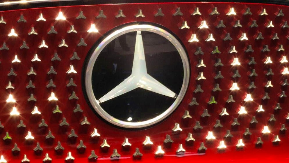 The car manufacturer Mercedes-Benz suffered a slump in profits last year. The main reason for this is the poor business in China. (archive picture)