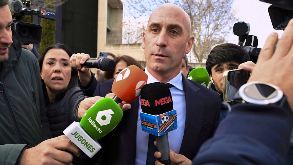 Luis Rubiales a été condamné jeudi à une amende de 10’800 euros pour agression sexuelle.