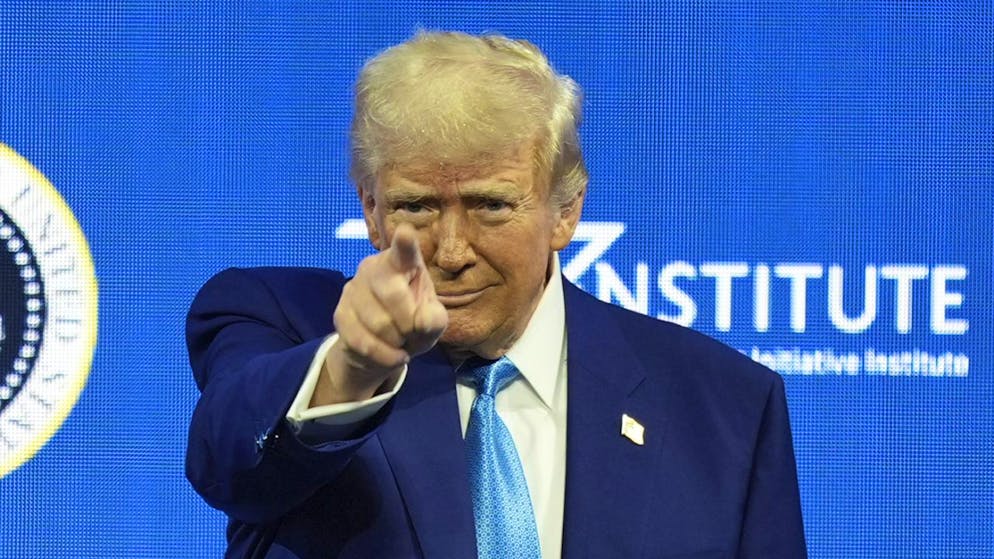 Trump ha nuovamente attaccato il presidente ucraino Zelensky.