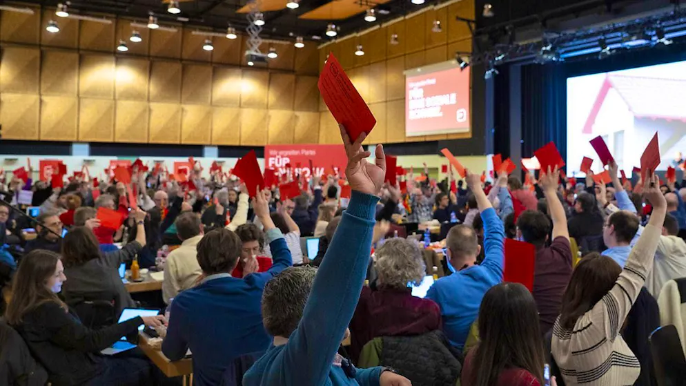 The SP delegates are against the change in the system of residential property taxation.