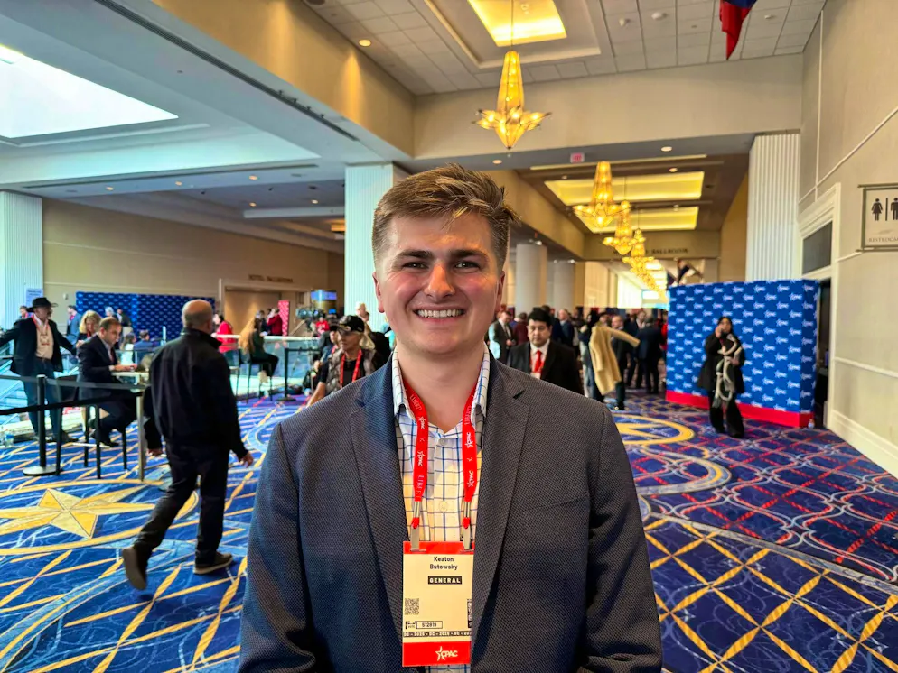 Trump supporters put up a front against Zelensky and Europe - Gallery. Keaton Butowsky from Texas thinks that the USA is being treated unfairly when it comes to NATO spending.