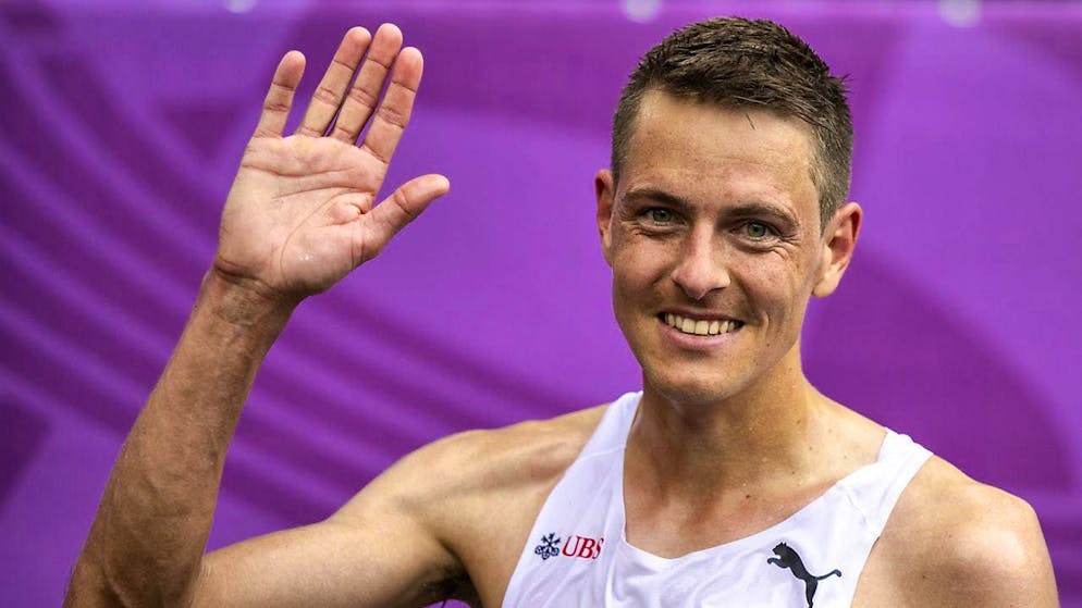 Orienteer Matthias Kyburz also impresses on the road surface of the marathon course
