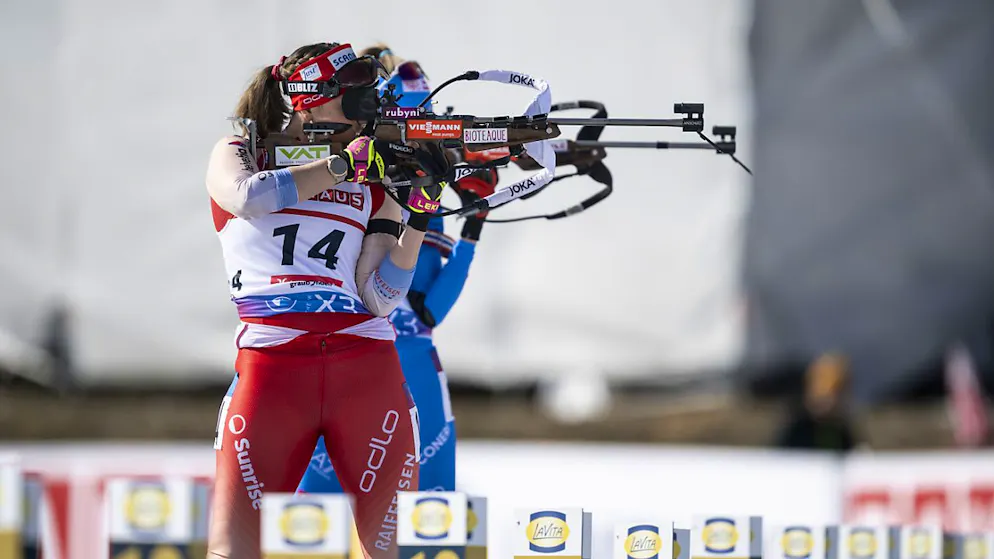Die Schweizer Krönung fehlt - Gallery. Zu sehr gezittert: Lena Häcki-Gross übernahm sich am Sonntag in der Loipe und fiel in der zweiten Hälfte des Massenstartrennens weit zurück