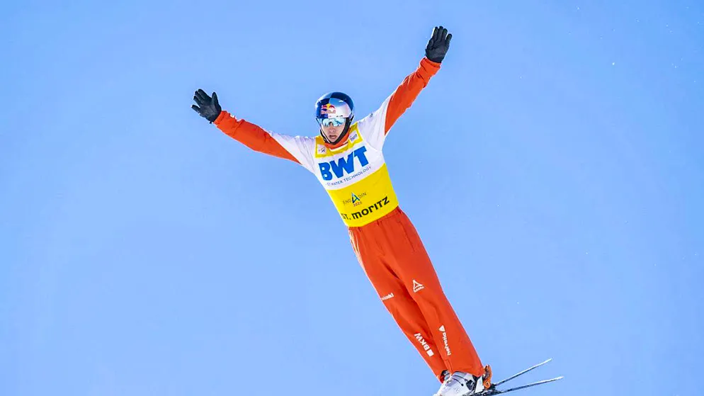 Ski acrobat Noé Roth shows off his flying skills