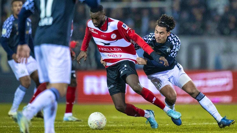 Is Antoine Baroan (center) about to move abroad?