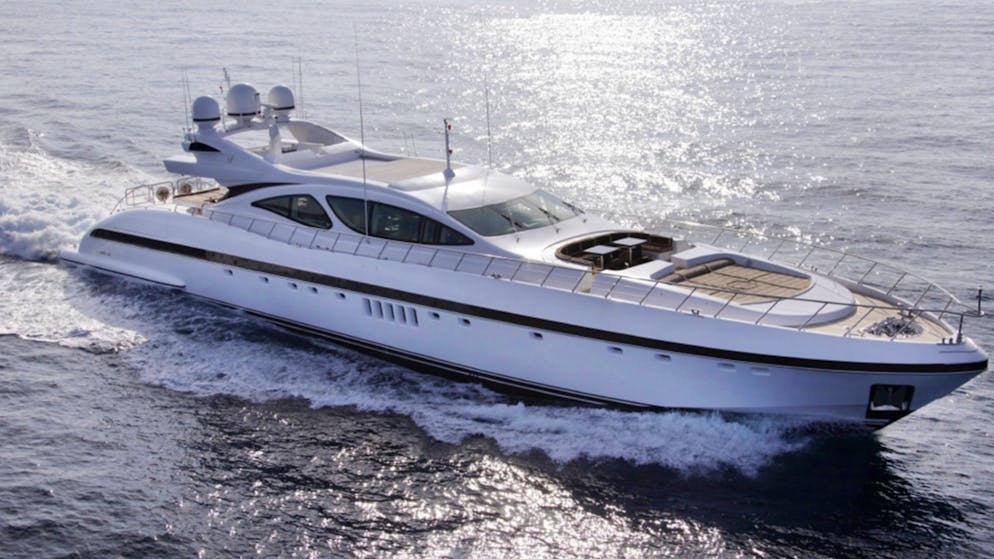 Angebliche Reue nur gespielt?. Umstrittene Masken-Millionäre kauften 40-Meter-Luxusjacht